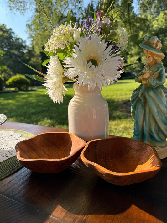 Set of 2 Small Wavy Wooden Bowls